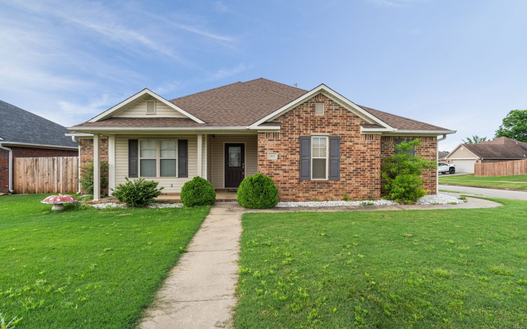 REAL ESTATE AUCTION – MAY 23rd @ 11:00 AM